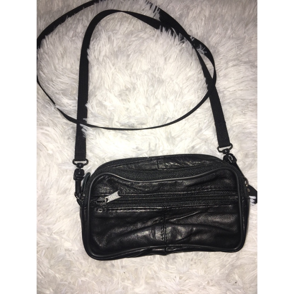 Vintage crossbody bag / fanny pack